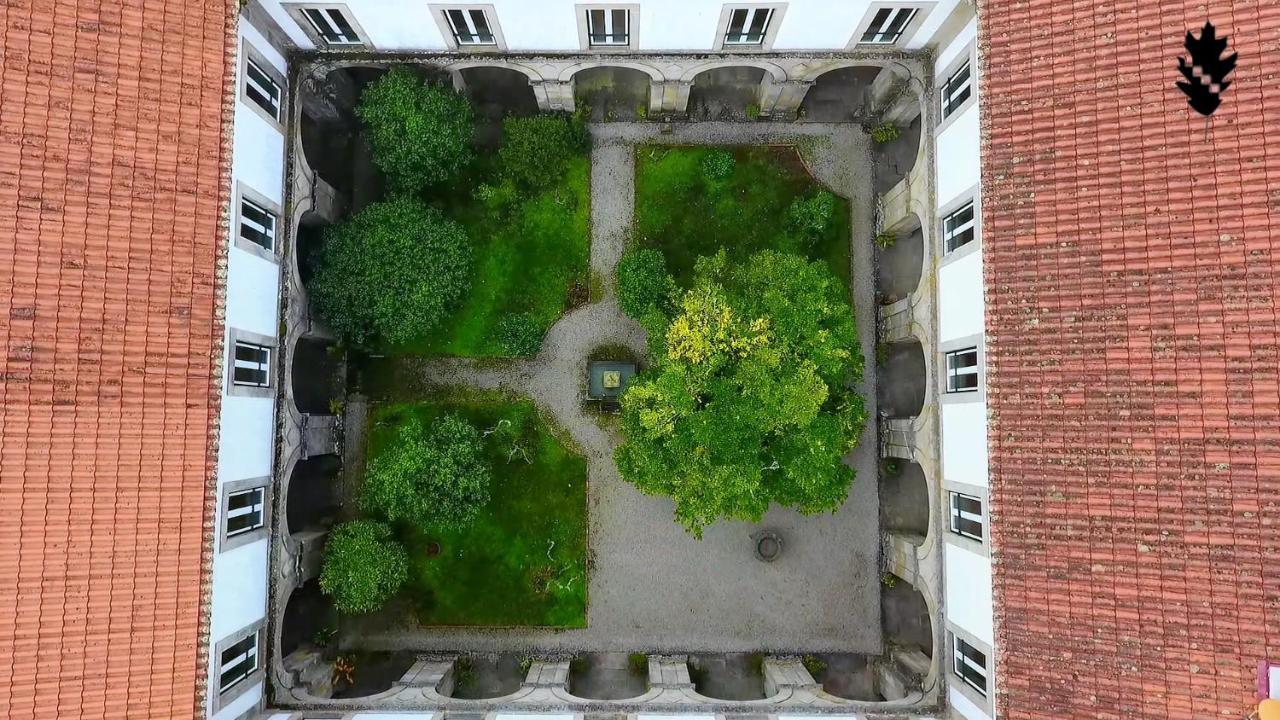 Mosteiro De S. Cristovao De Lafoes São Cristóvão de Lafões Exterior foto