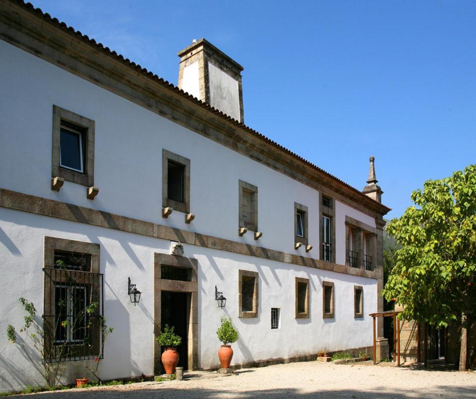 Mosteiro De S. Cristovao De Lafoes São Cristóvão de Lafões Exterior foto