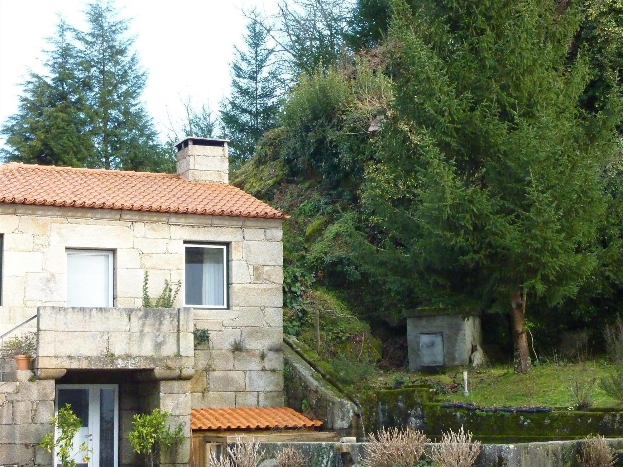 Mosteiro De S. Cristovao De Lafoes São Cristóvão de Lafões Exterior foto